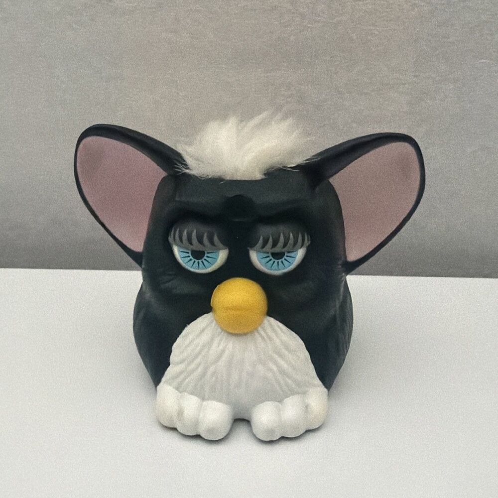 Vtg 1998 McDonalds Cute Furby Happy Meal Toy